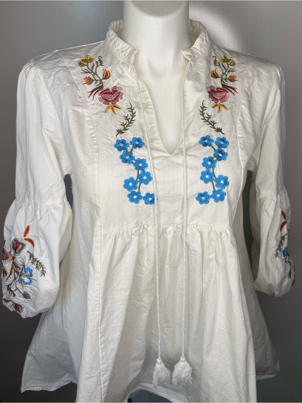 Women’s Embroidered Bohemian White Peasant Floral Blue Floral Tunic Dress/Top(L) - Picture 3 of 15